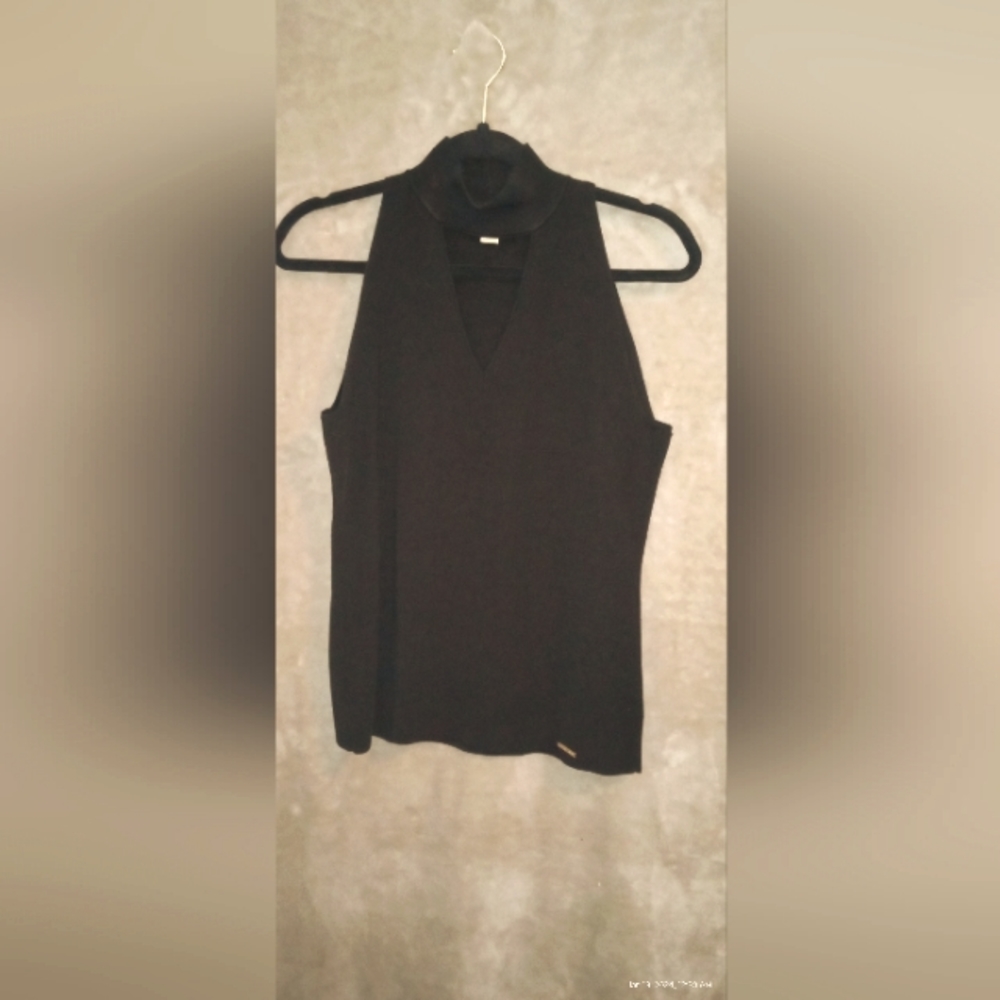 Michael Kors Sleeveless Turtleneck Medium black